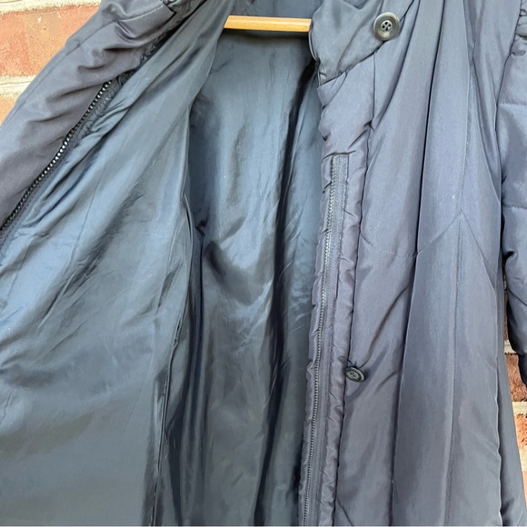 Vintage black puffer trenchcoat size: ladies small - Picture 8 of 10